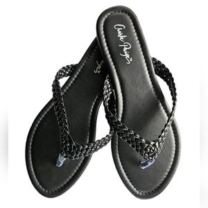 NWOT CHARLIE PAIGE Black Woven Faux Leather Flip Flops | SZ 6